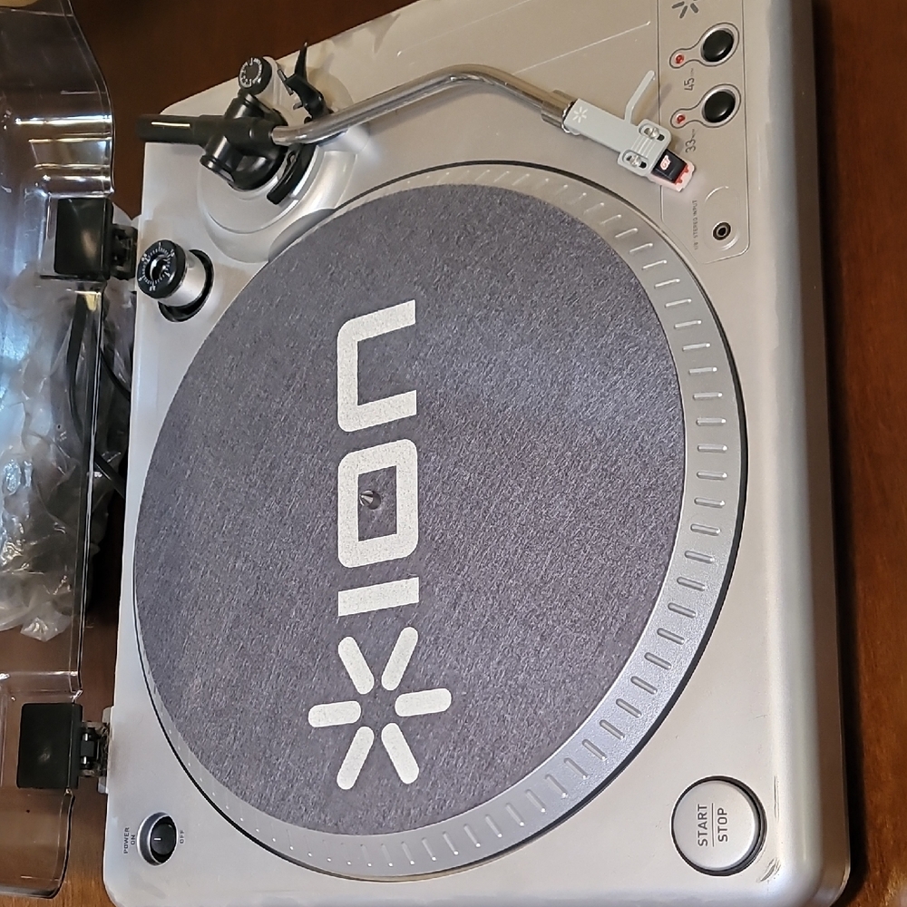Silver Turntable